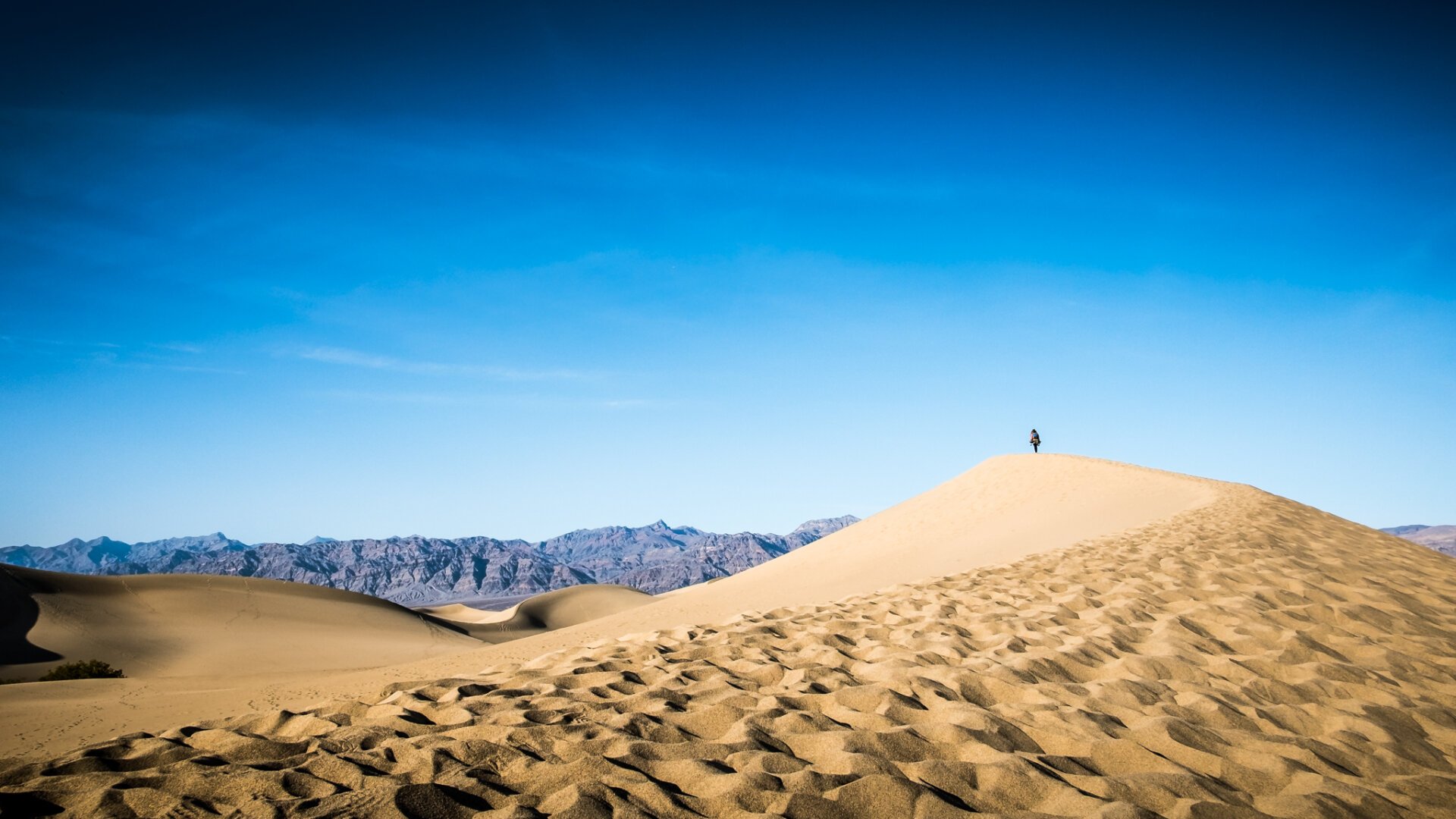 Death Valley's Mesquite Flat Sand Dunes can get really, really hot as one poor Belgian man learned.