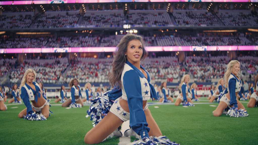AMERICA S SWEETHEARTS Dallas Cowboys Cheerleaders n S2 E5 00 48 15 12
