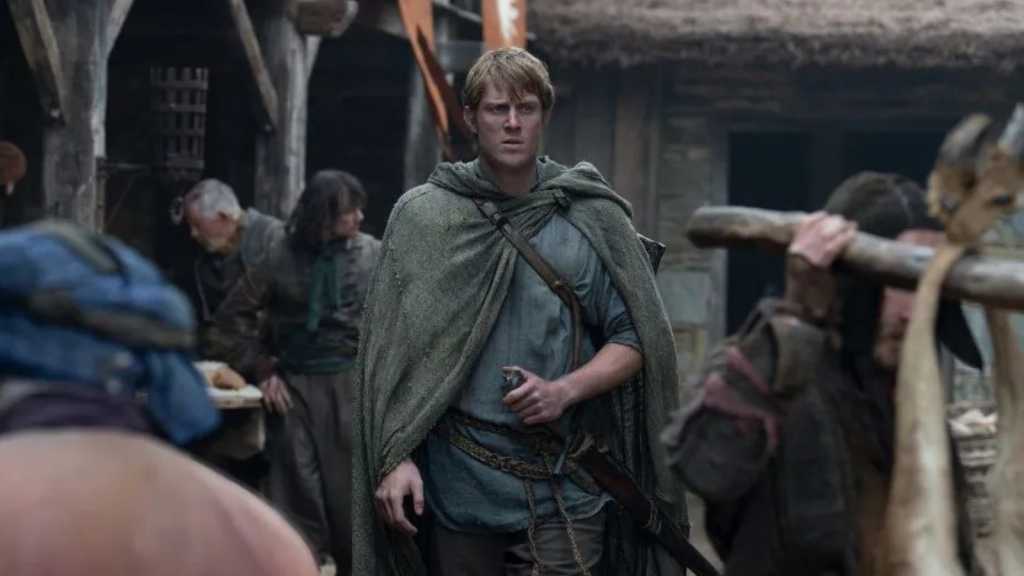 A Knight of the Seven Kingdoms - Peter Claffey as ser Duncan the Tall