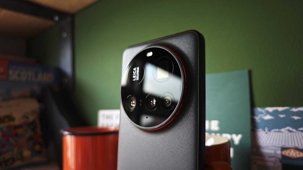 Xiaomi 15 Ultra phone 9